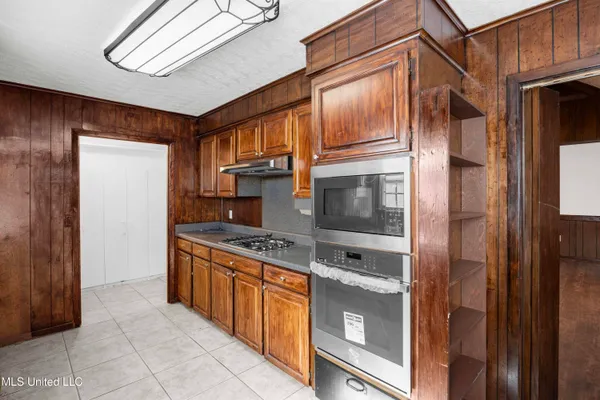 $245,000 | 5039 Forest Hill Road, Byram, MS 39272