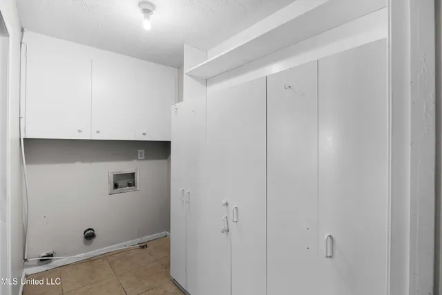 $250,000 | 5039 Forest Hill Road, Byram, MS 39272