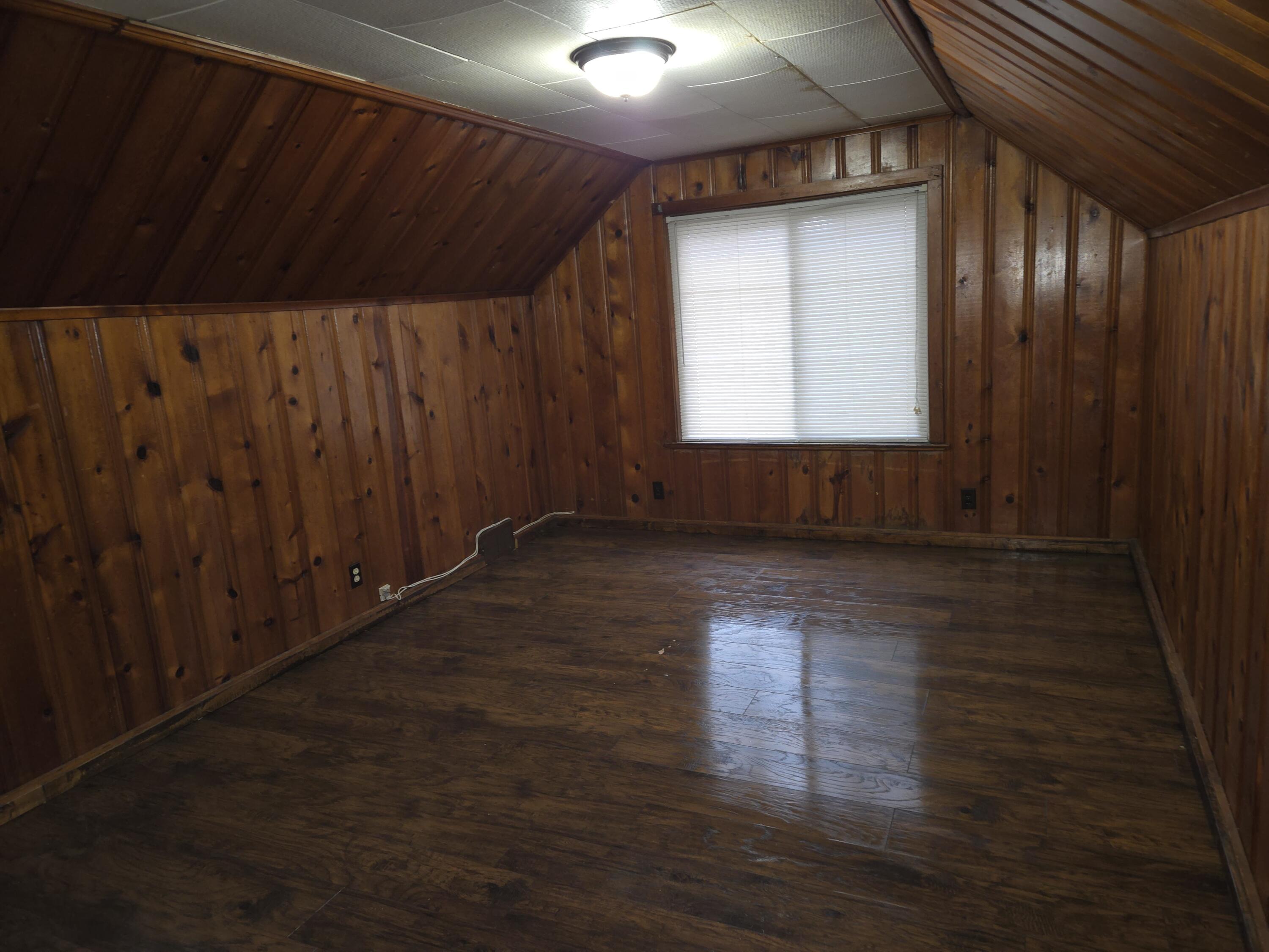 323 Amherst Street Inkster, MI 48141 - Photo 17 of 26 Main Bedroom