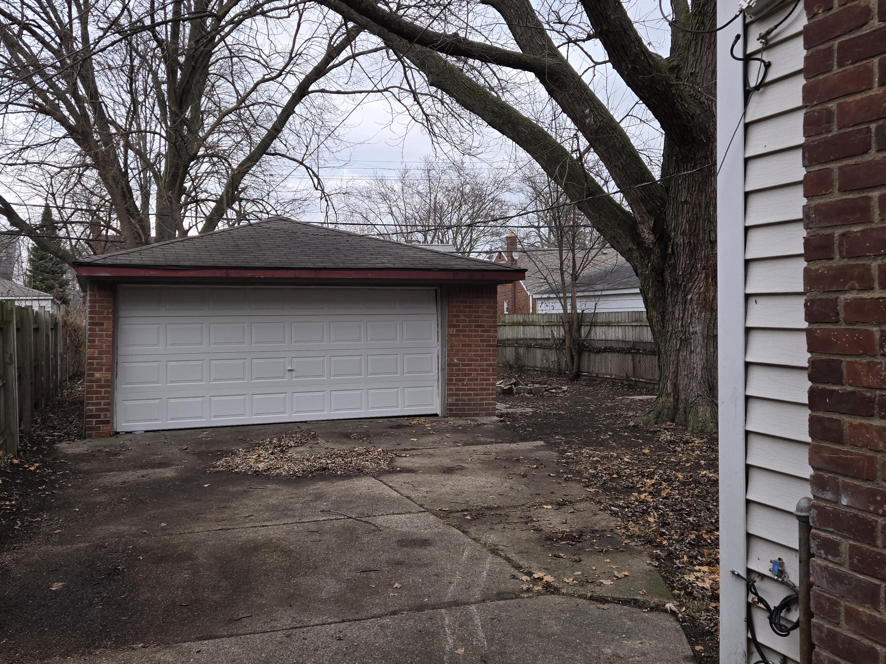 323 Amherst Street Inkster, MI 48141 - Photo 25 of 26 2 car Garage