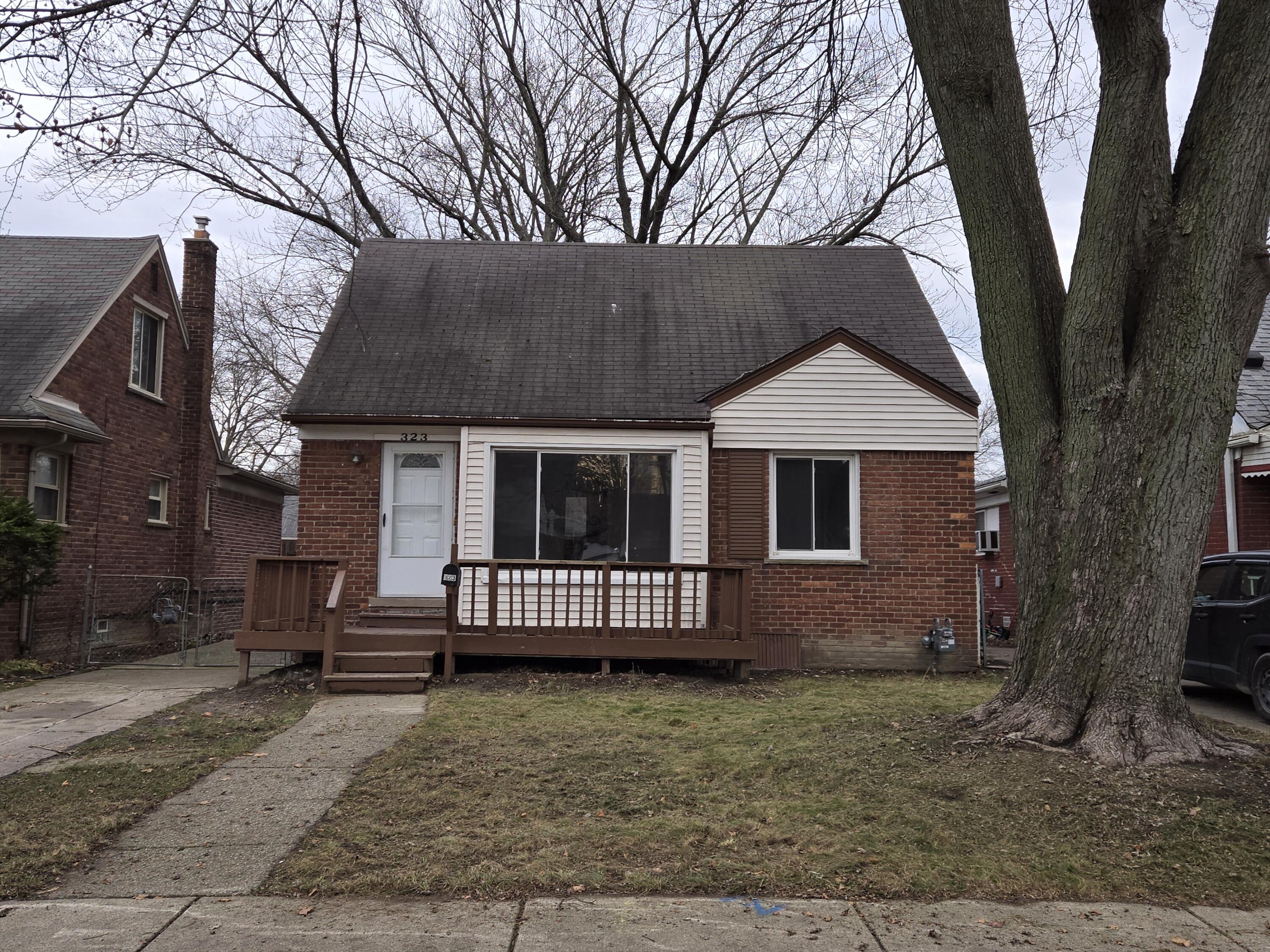 323 Amherst Street Inkster, MI 48141 - Photo 3 of 26 Front 1