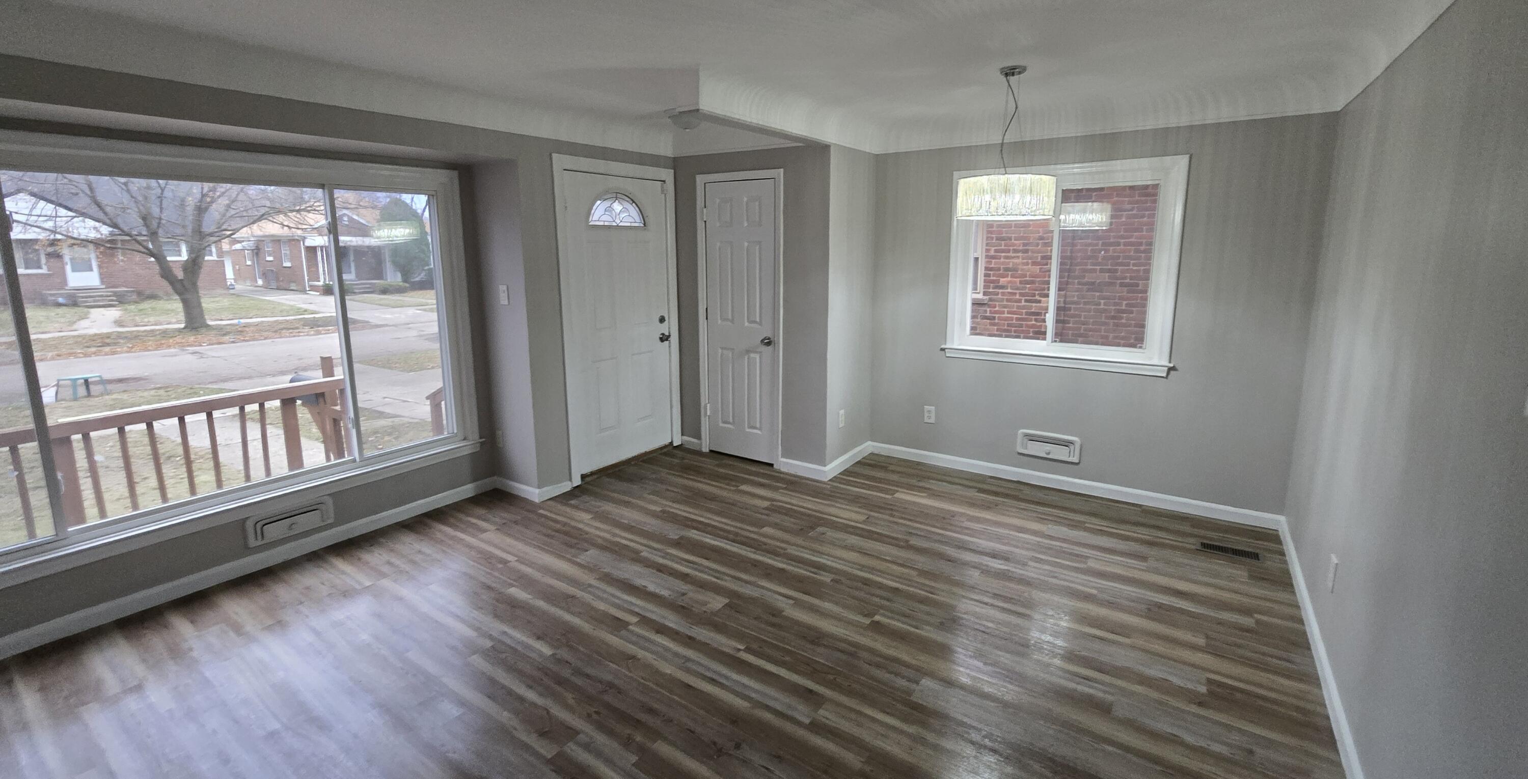 323 Amherst Street Inkster, MI 48141 - Photo 5 of 26 20241211_160404
