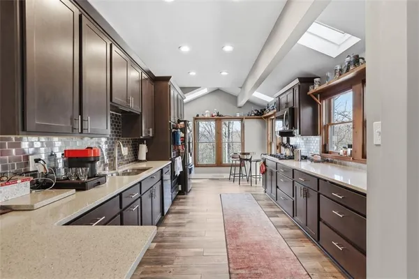 $648,200 | 700 Woodland Road, Bradford Woods, PA 15015