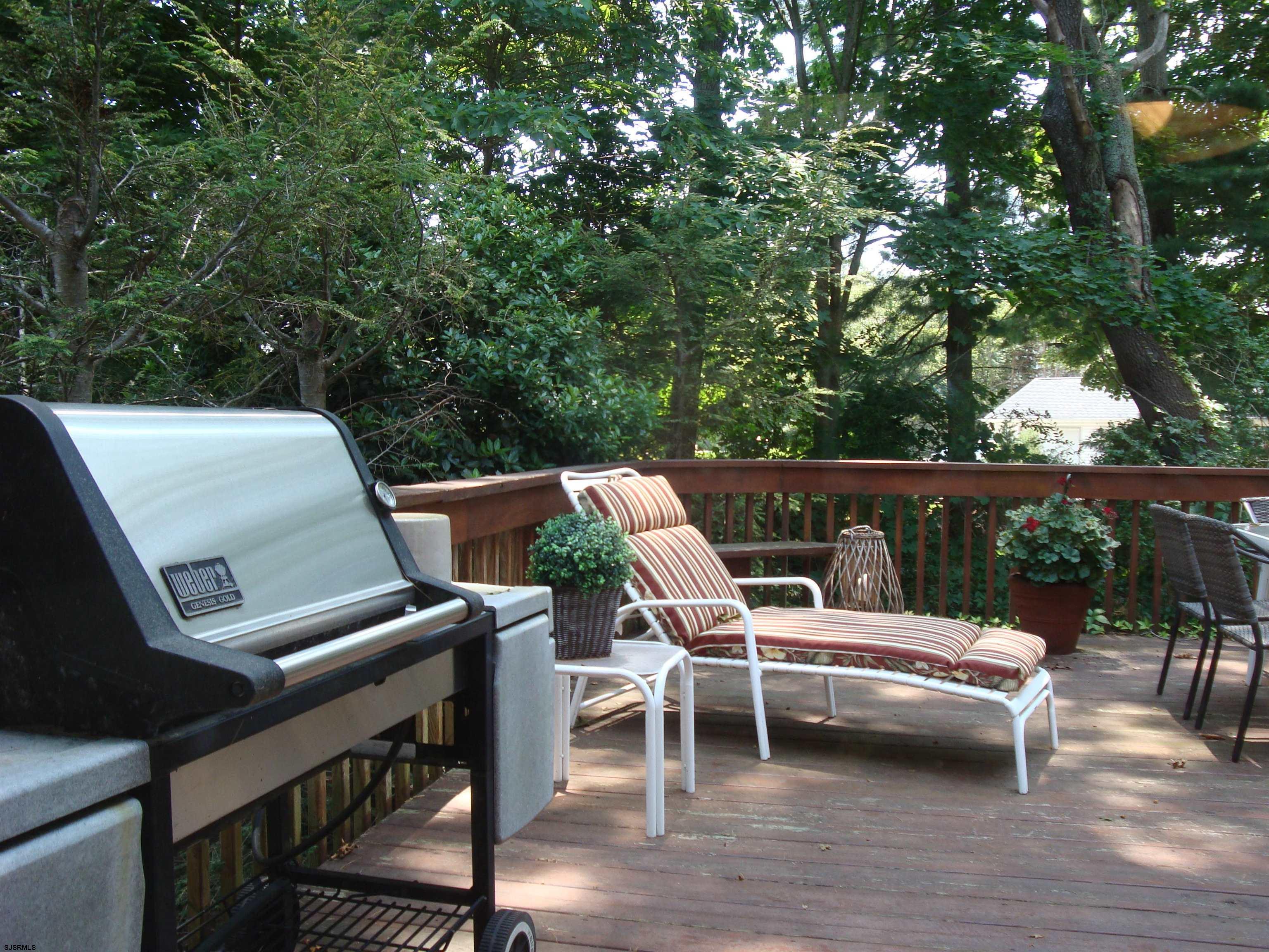 6 Devon Drive Egg Harbor Township, NJ 08234 - Photo 19 of 23 a view of balcony with furniture