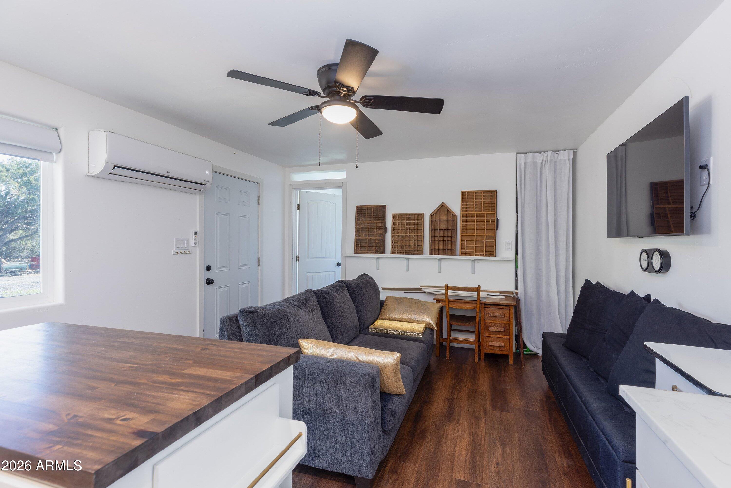 124 County Road Show Low, AZ 85901 - Photo 21 of 37 Guest Quarters