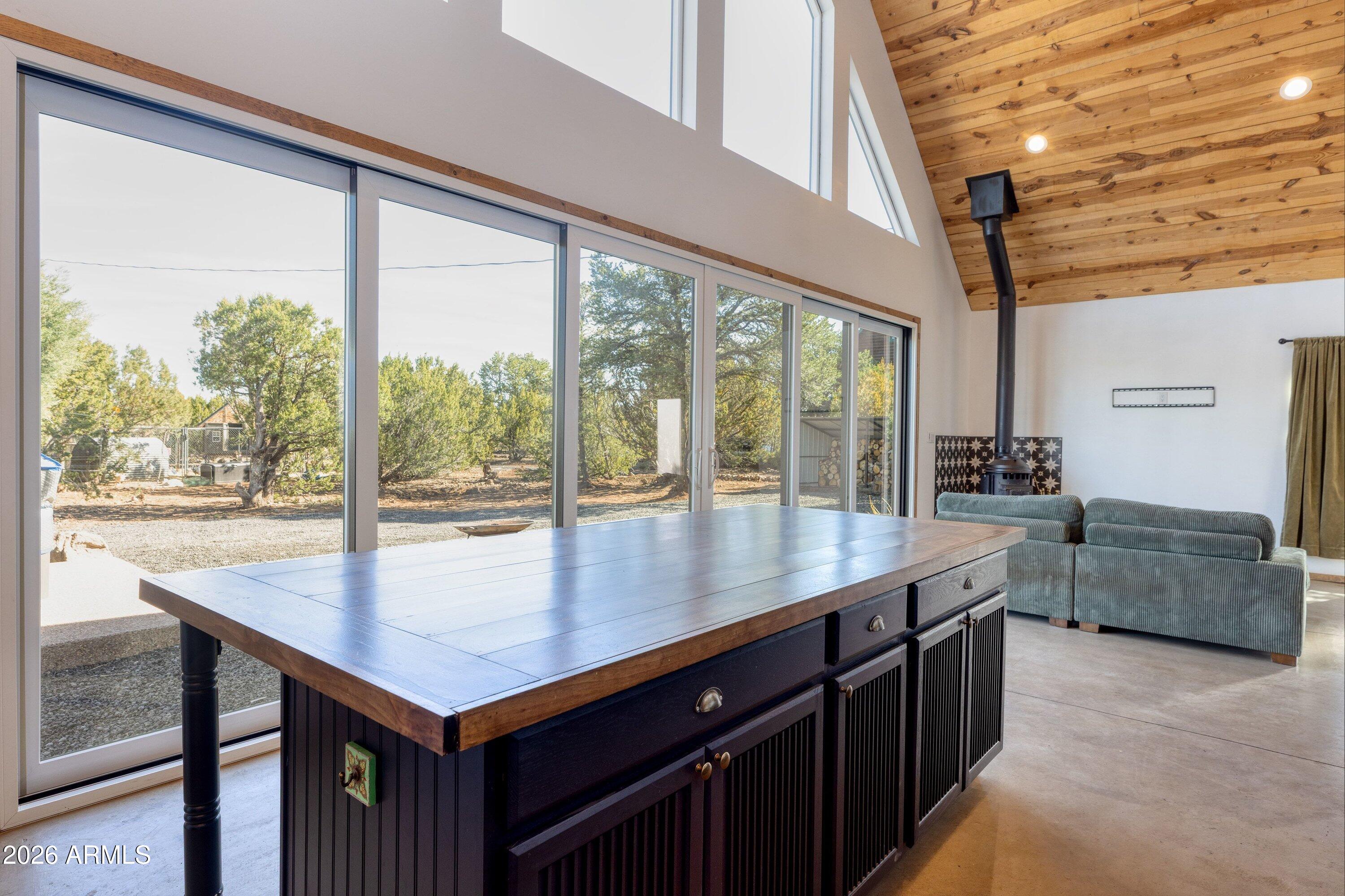 124 County Road Show Low, AZ 85901 - Photo 8 of 37 124 County Road N3077