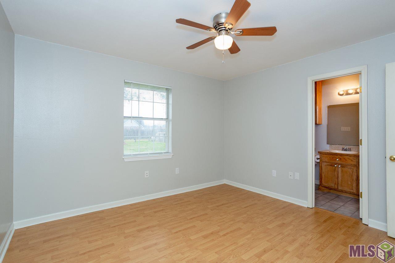 32885 Duff Road Walker, LA 70785 - Photo 11 of 20 Gallery Image 11