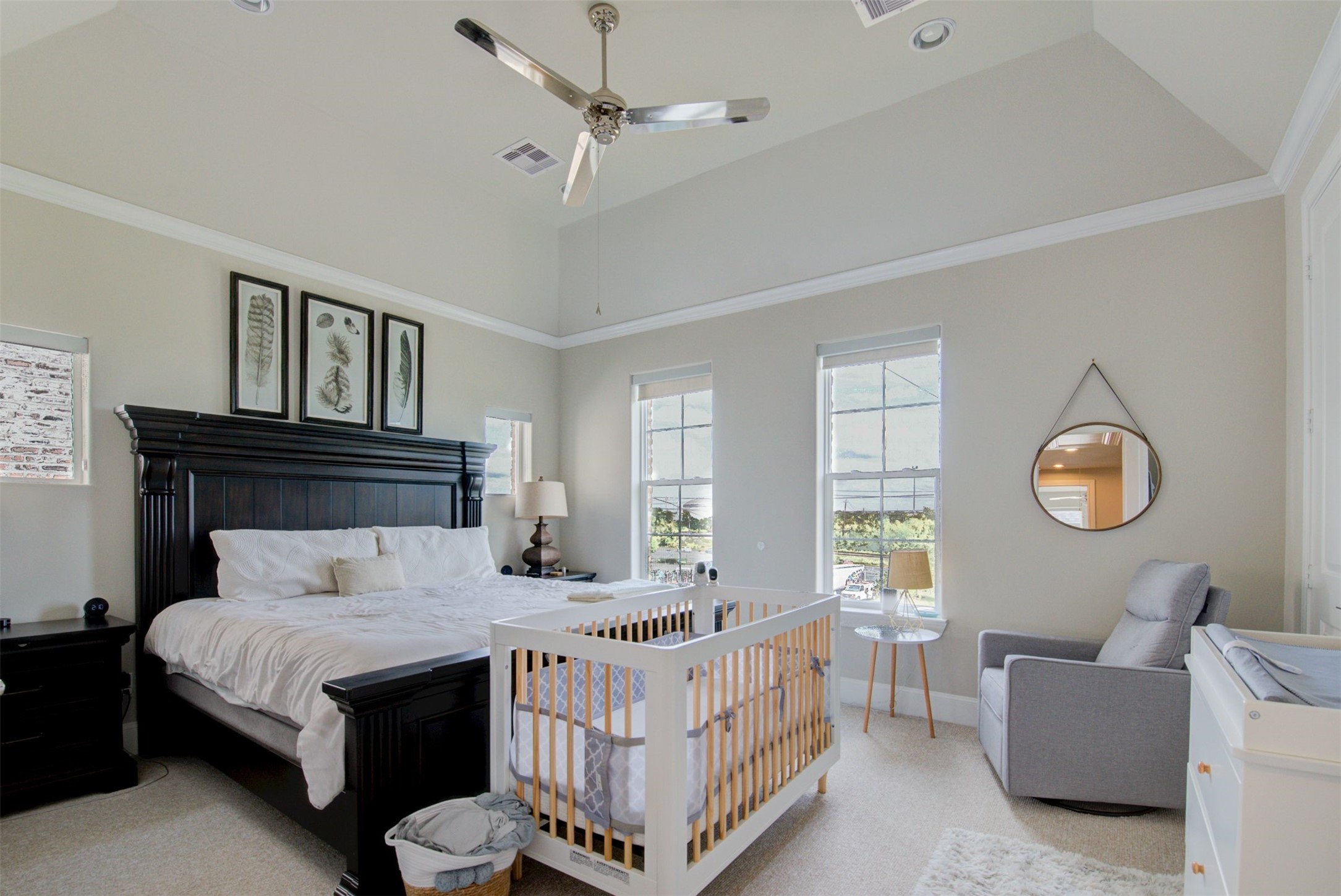 9664 Knight Road Houston, TX 77045 - Photo 32 of 33 a bed room with furniture and a window