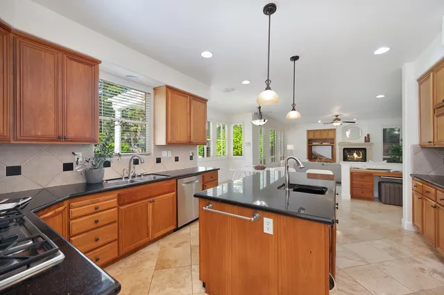 $1,299,000 | 130 Eagleton Court, Granite Bay, CA 95746