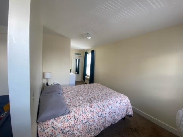 63 Brook Street, Unit 4 Manchester, NH 03104 - Photo 2 of 5