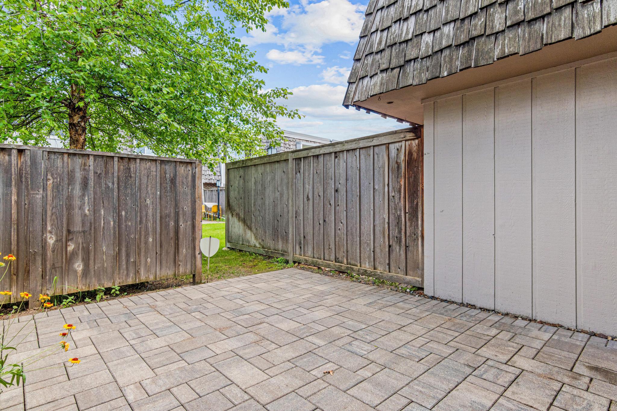6052 Golden Valley Road Golden Valley, MN 55422 - Photo 33 of 43