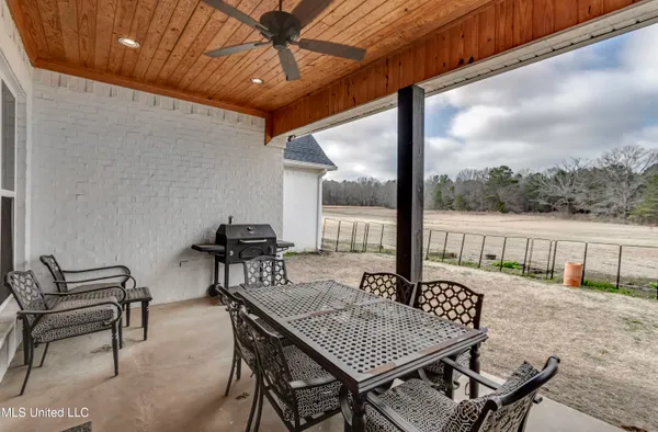 $615,000 | 158 Harrell Road, Pelahatchie, MS 39145