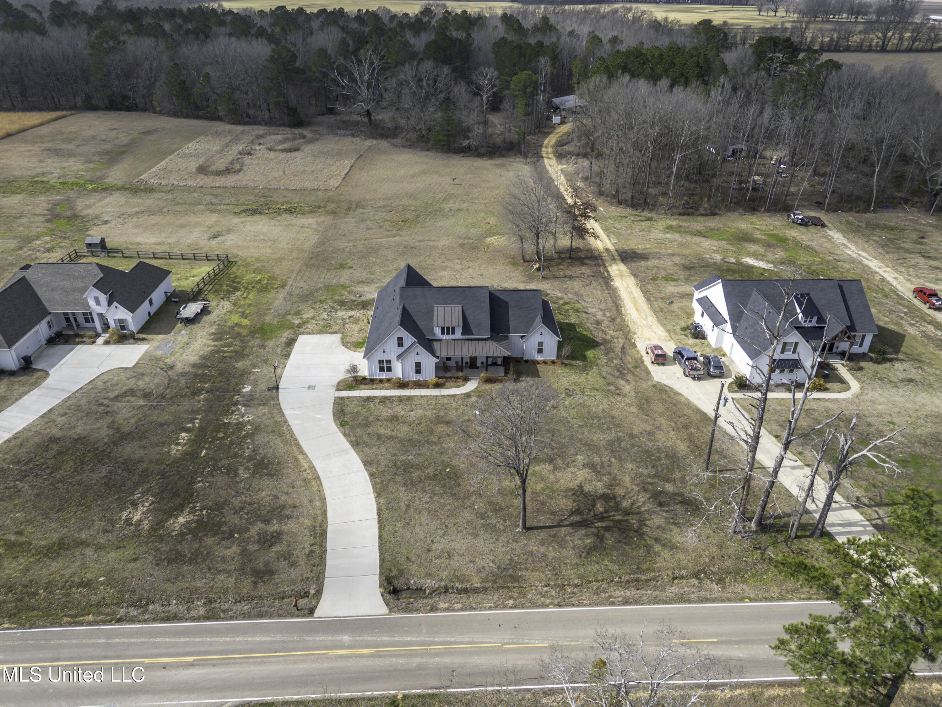 158 Harrell Road Pelahatchie, MS 39145 - Photo 3 of 80 158 Harrell Rd Drone-0370