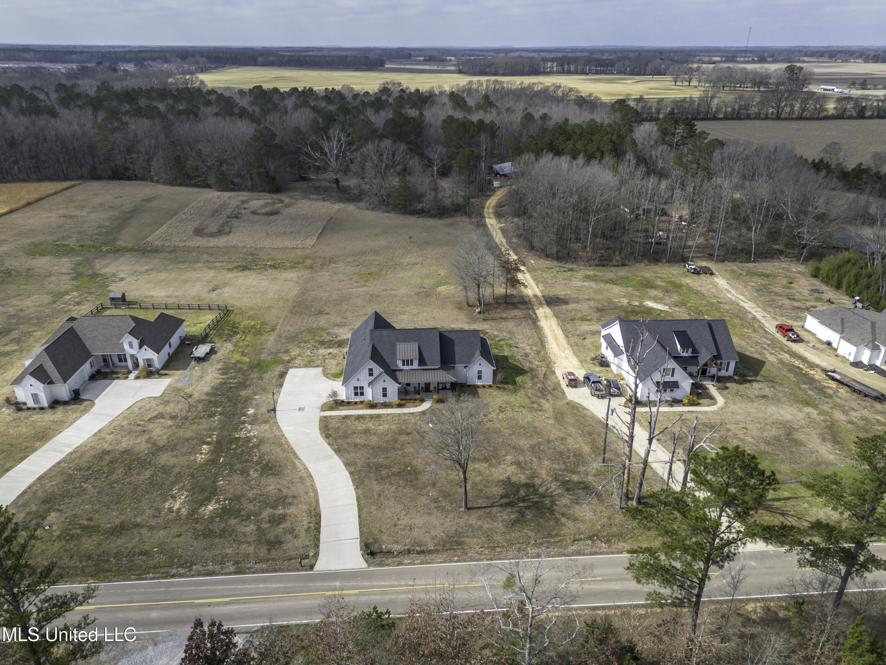 158 Harrell Road Pelahatchie, MS 39145 - Photo 5 of 80 158 Harrell Rd Drone-0372