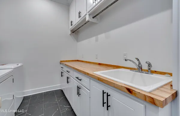 $615,000 | 158 Harrell Road, Pelahatchie, MS 39145