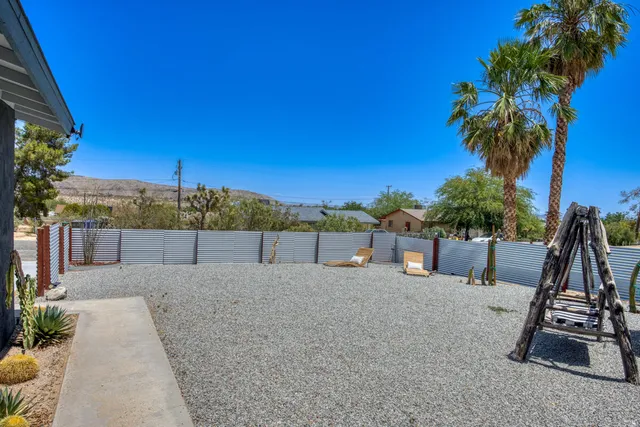 $2,450 | 61589 El Reposo Street, Joshua Tree, CA 92252