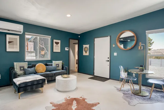 $2,450 | 61589 El Reposo Street, Joshua Tree, CA 92252