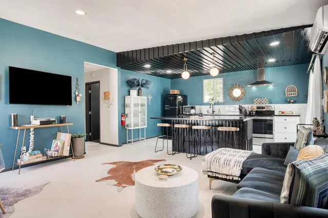 $2,450 | 61589 El Reposo Street, Joshua Tree, CA 92252