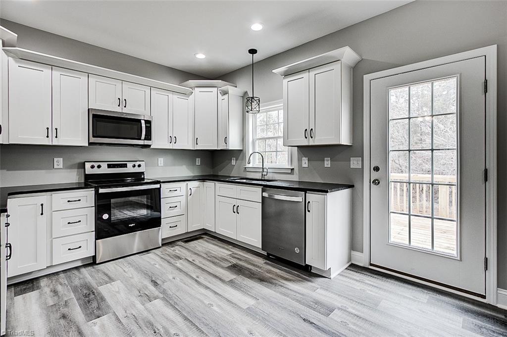 4878 Cashatt Road Trinity, NC 27370 - Photo 10 of 21