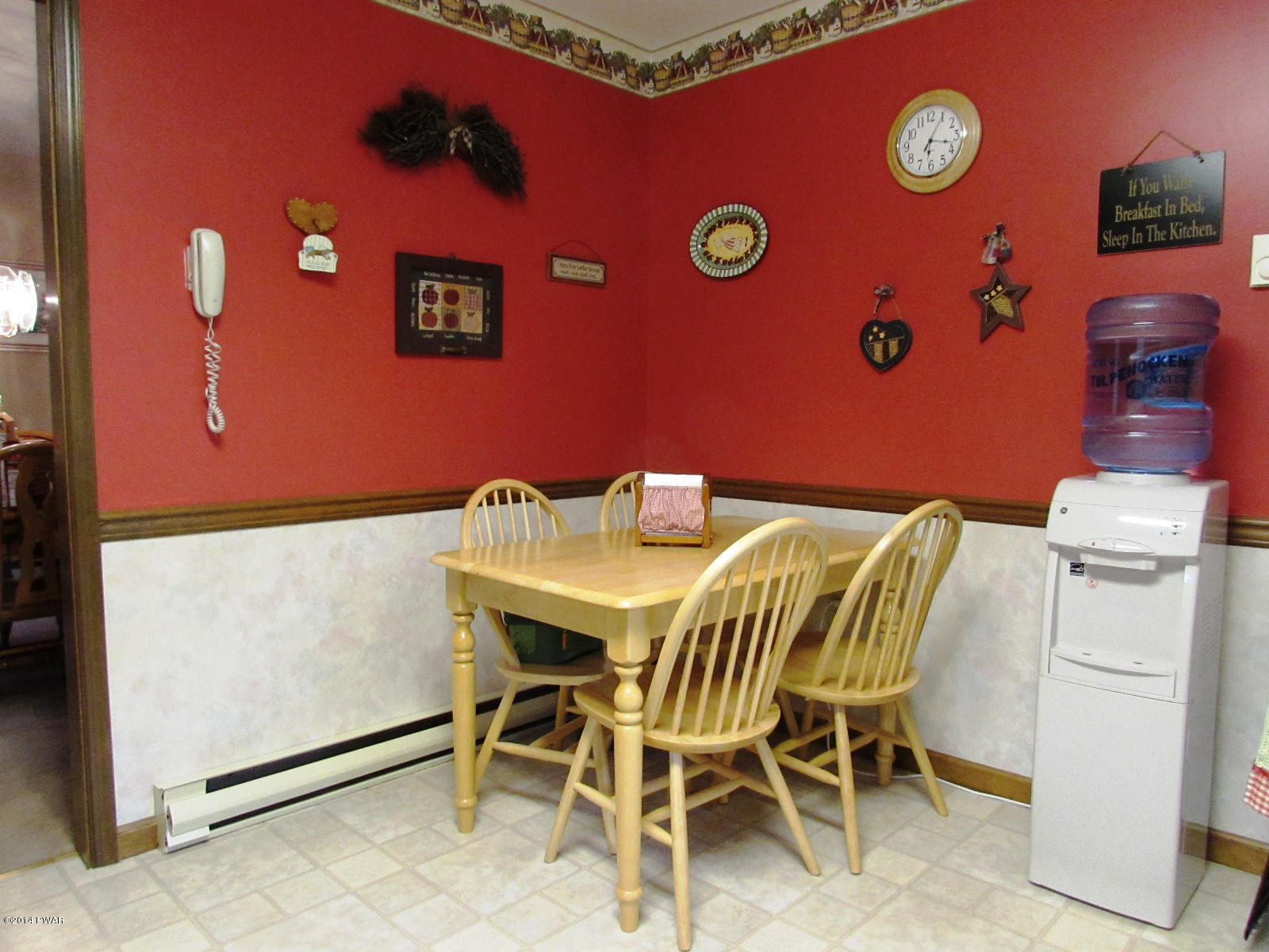 970 Forest Road Lake Ariel, PA 18436 - Photo 8 of 22 a view of a livingroom with furniture and a table