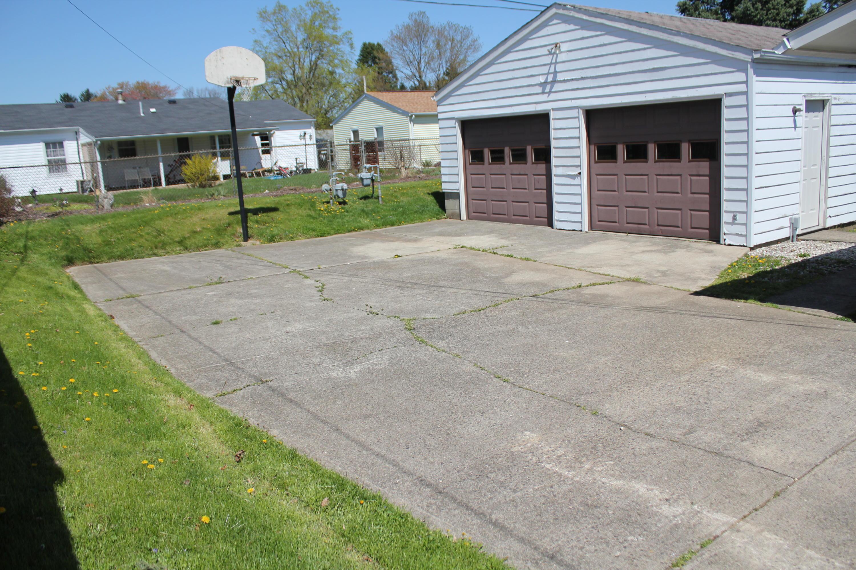580 Ridgefield Road Newark, OH 43055 - Photo 3 of 16 Gallery Image 3