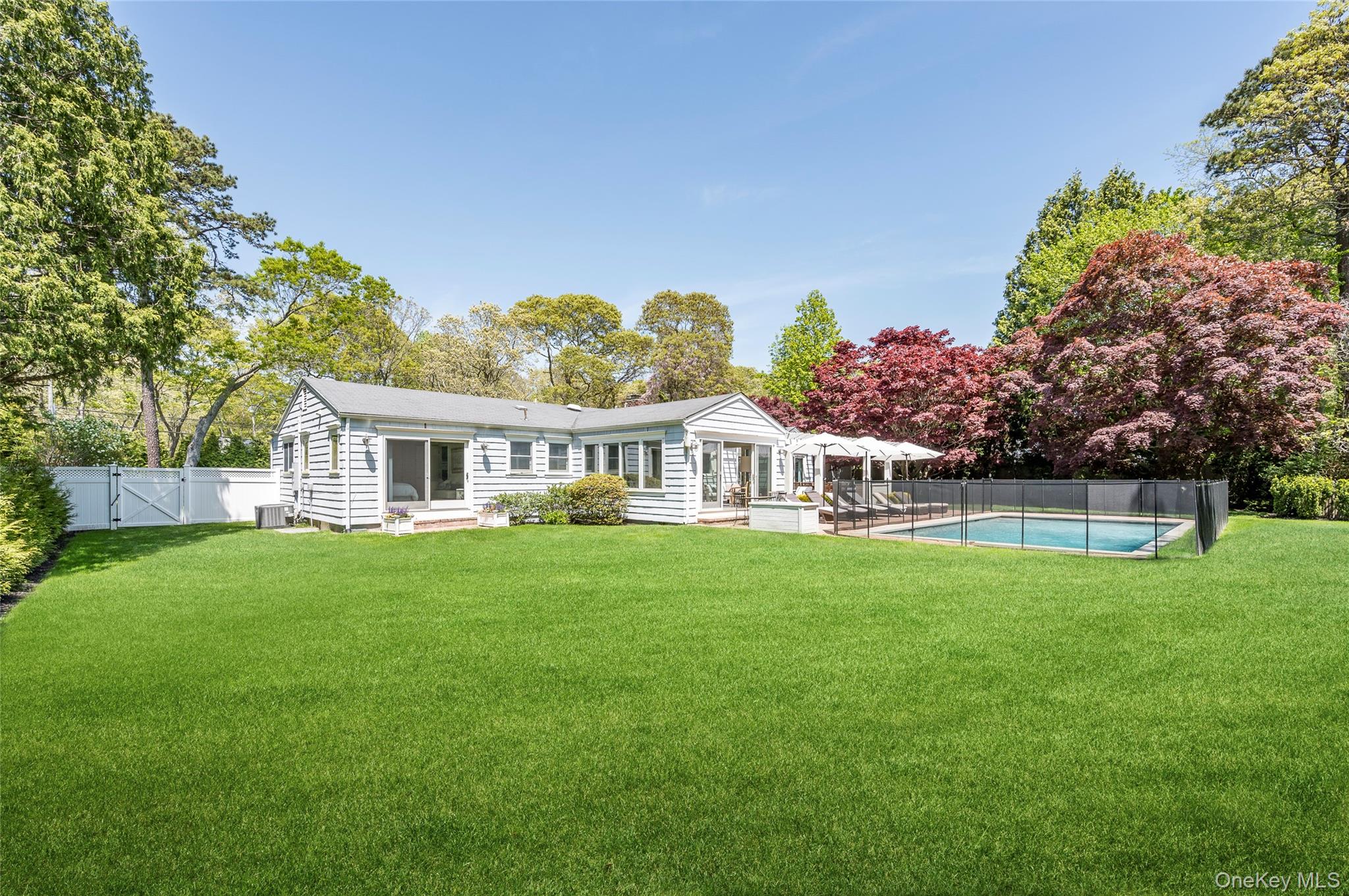 89 South Road Westhampton Beach, NY 11978 - Photo 3 of 22