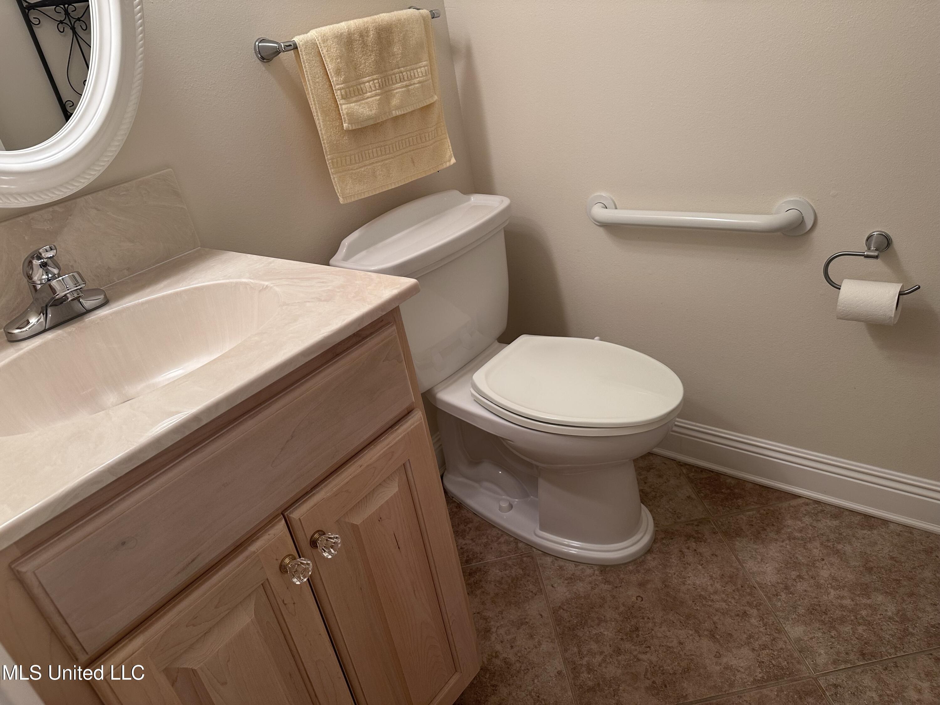 8201 Pecan Ridge Drive Moss Point, MS 39562 - Photo 11 of 54 IMG_6297