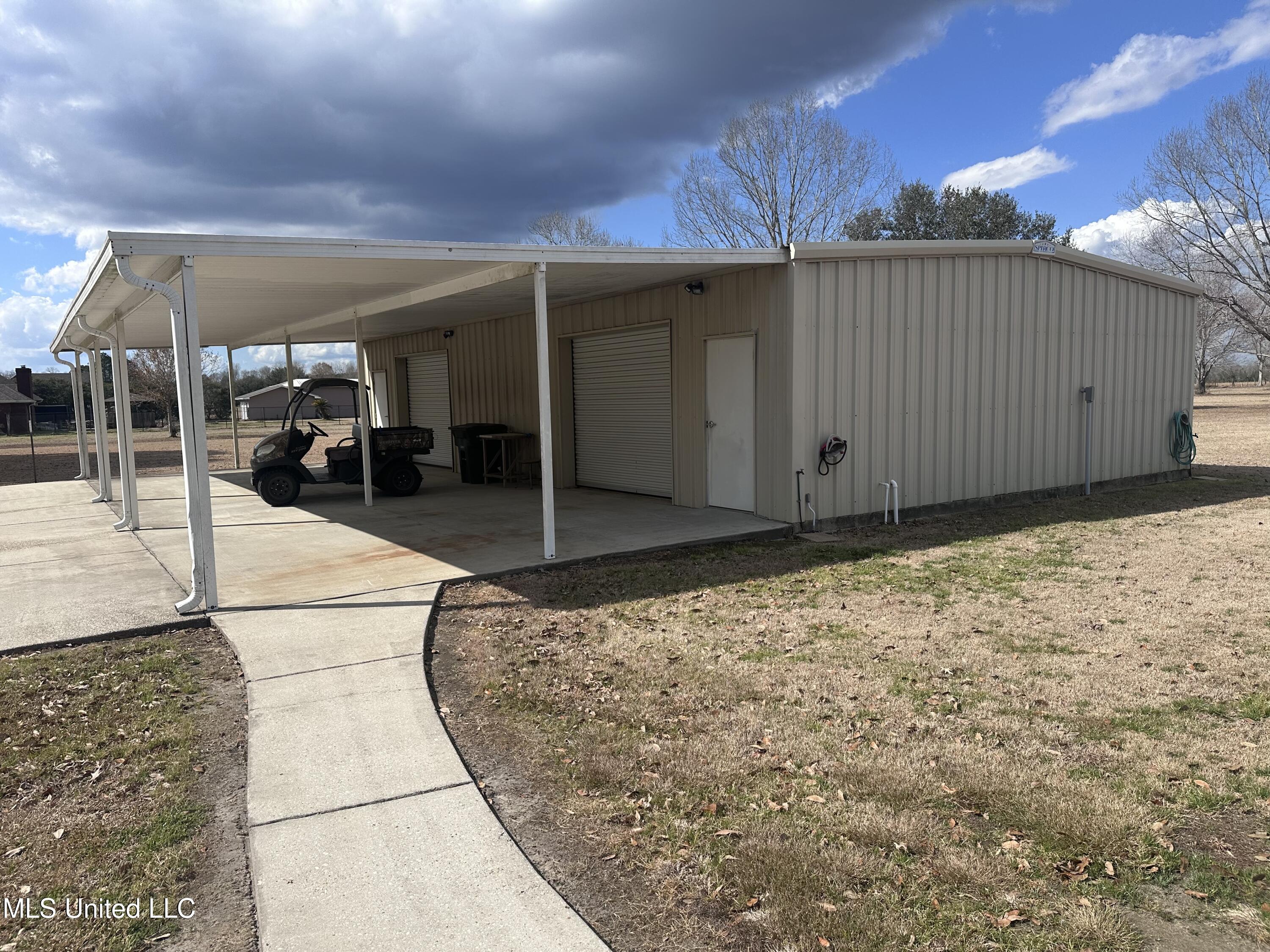 8201 Pecan Ridge Drive Moss Point, MS 39562 - Photo 43 of 54 IMG_6269