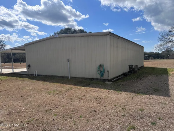 $595,000 | 8201 Pecan Ridge Drive, Moss Point, MS 39562