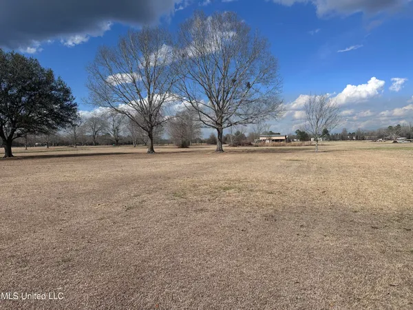 $595,000 | 8201 Pecan Ridge Drive, Moss Point, MS 39562