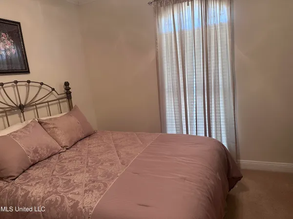 $595,000 | 8201 Pecan Ridge Drive, Moss Point, MS 39562