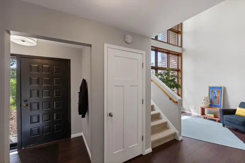 $325,000 | 1335 Spencer Road West, St. Paul, MN 55108