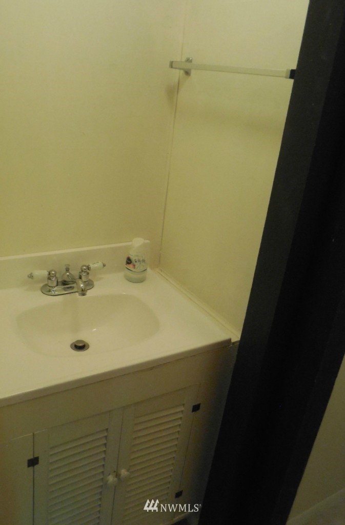 2081 Zylstra Road Oak Harbor, WA 98277 - Photo 21 of 25 Gallery Image 21