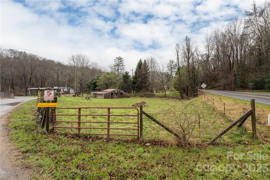 a view of a bench in a park