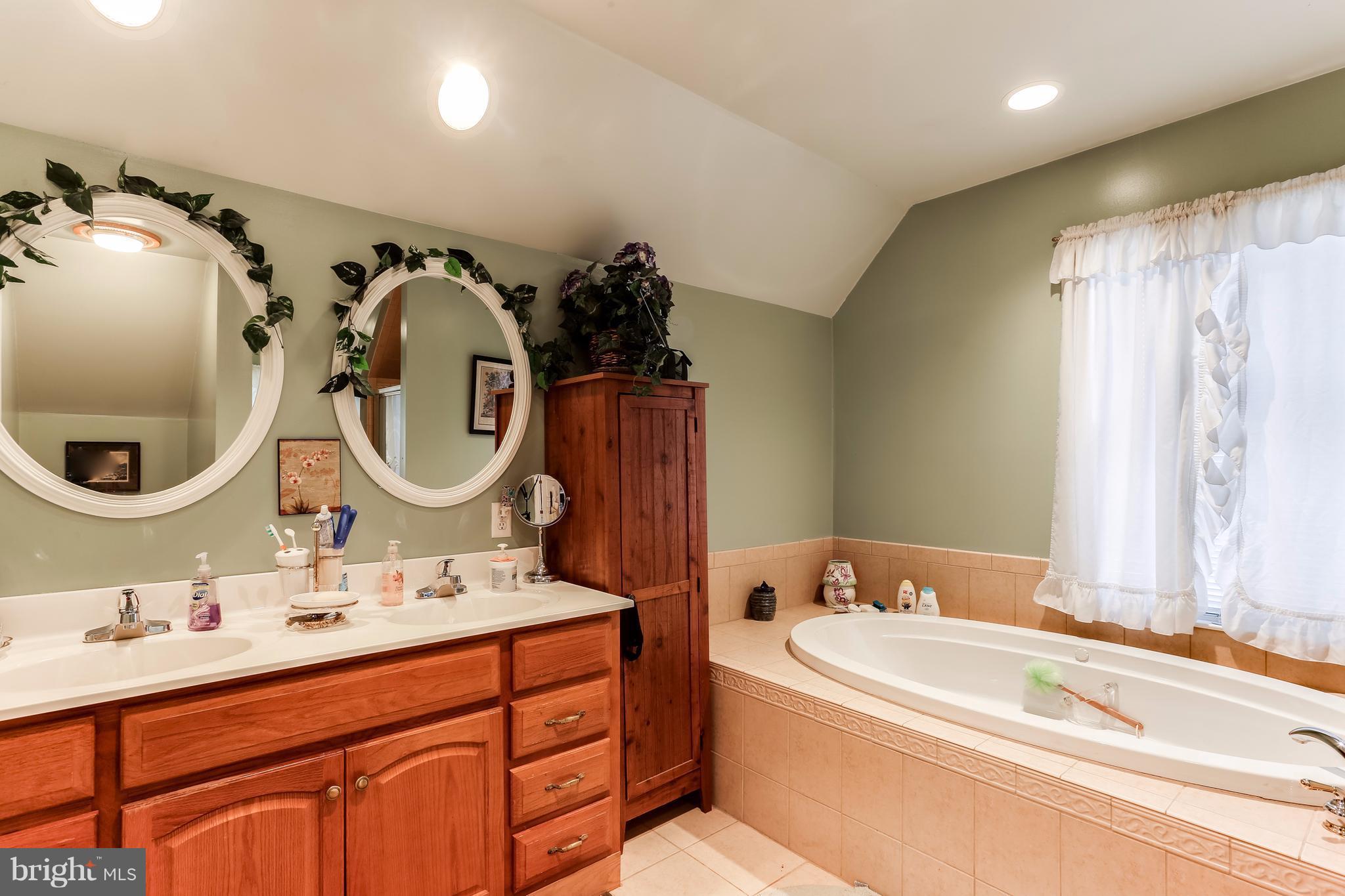1521 Cold Bottom Road Sparks, MD 21152 - Photo 15 of 22 Bath (Master)