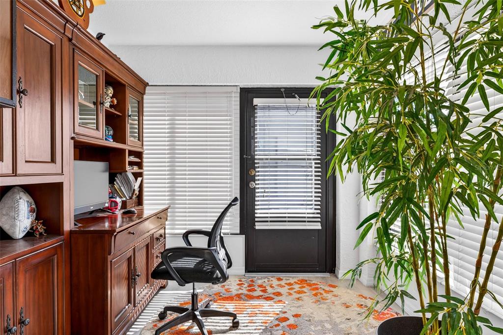 222 Linger Lane Sun City Center, FL 33573 - Photo 24 of 50