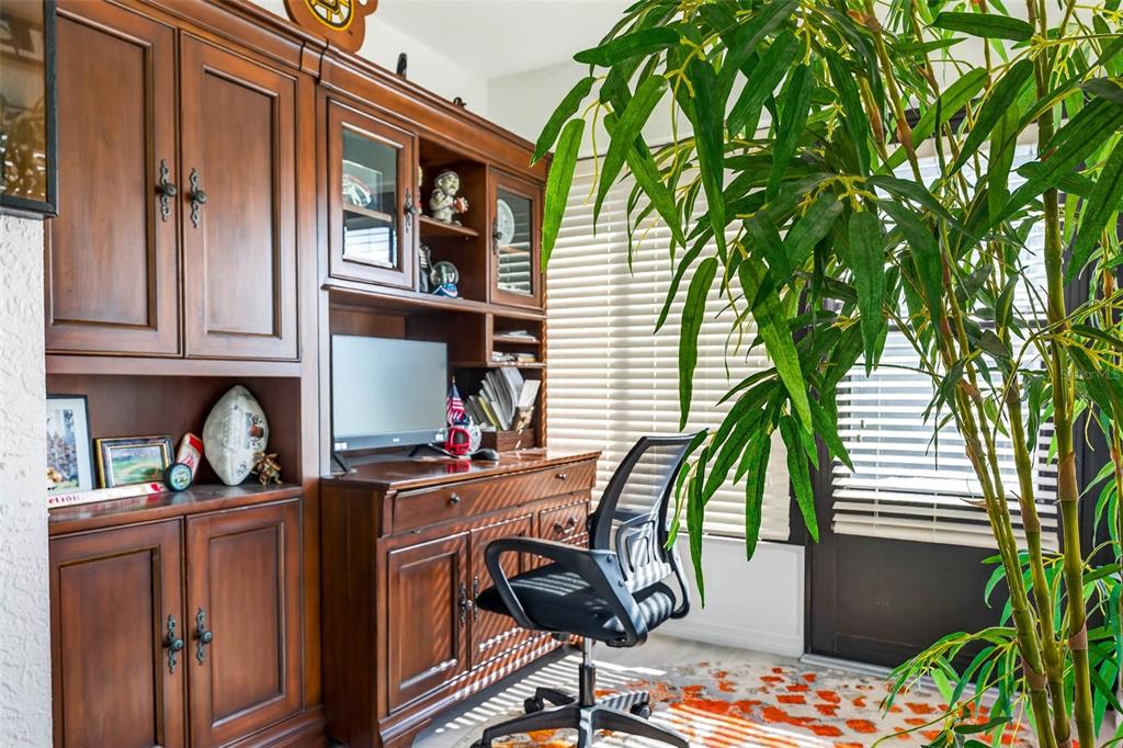 222 Linger Lane Sun City Center, FL 33573 - Photo 25 of 50