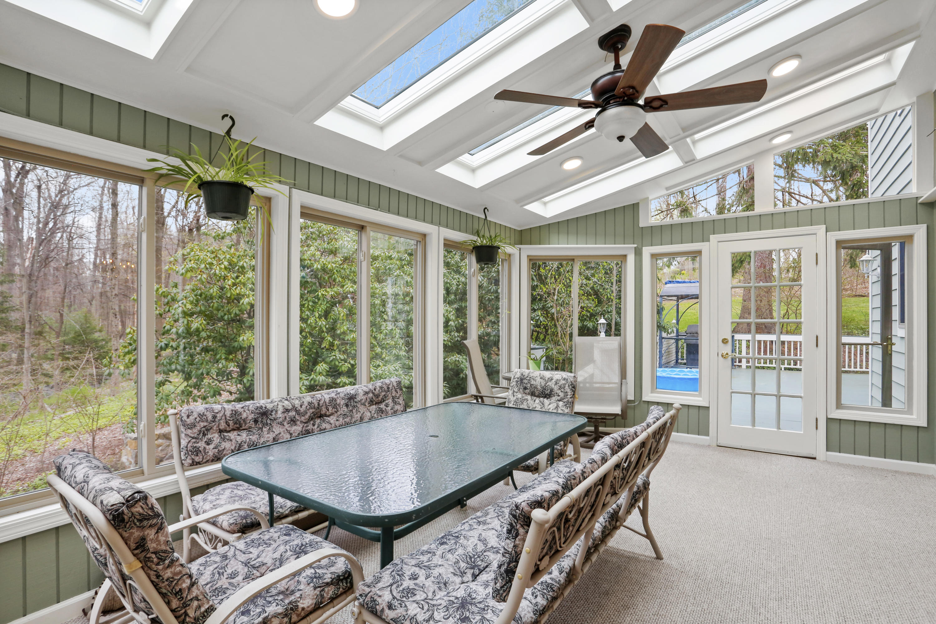 111 Little Brook Road New Canaan, CT 06840 - Photo 16 of 42 015