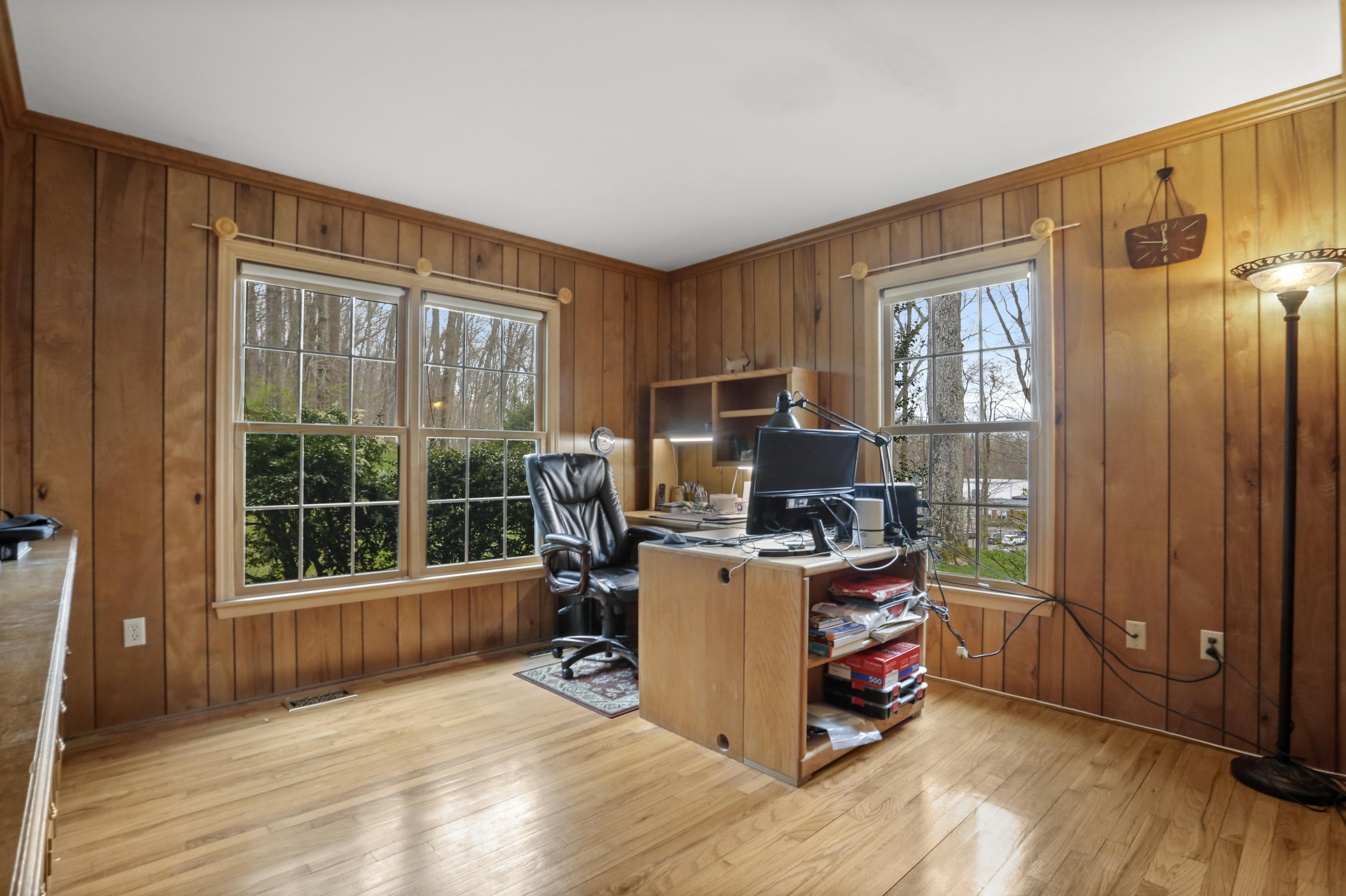111 Little Brook Road New Canaan, CT 06840 - Photo 17 of 42 016