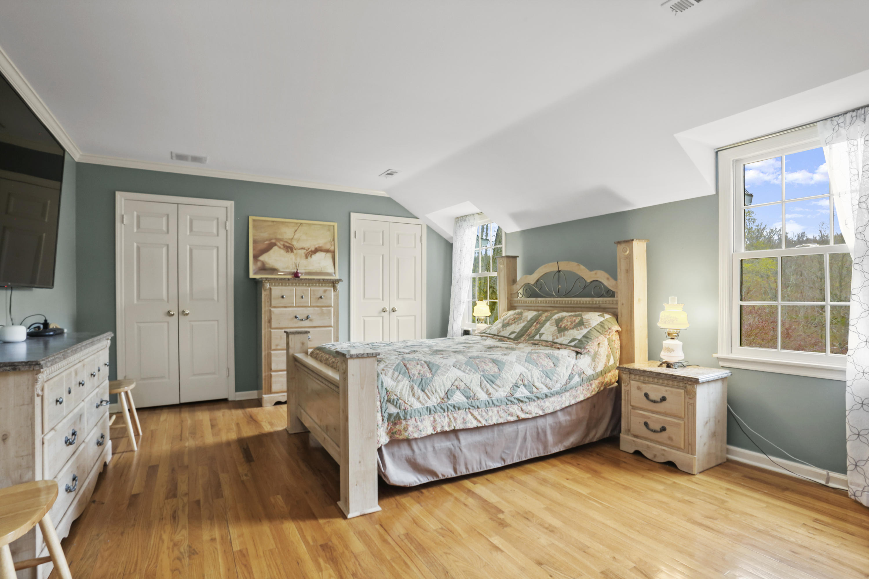 111 Little Brook Road New Canaan, CT 06840 - Photo 20 of 42 030
