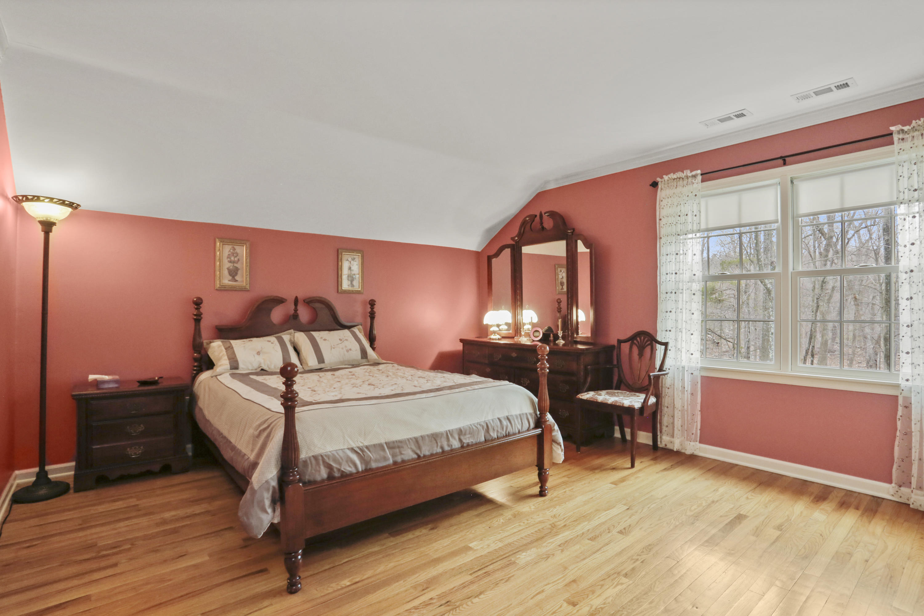 111 Little Brook Road New Canaan, CT 06840 - Photo 23 of 42 024