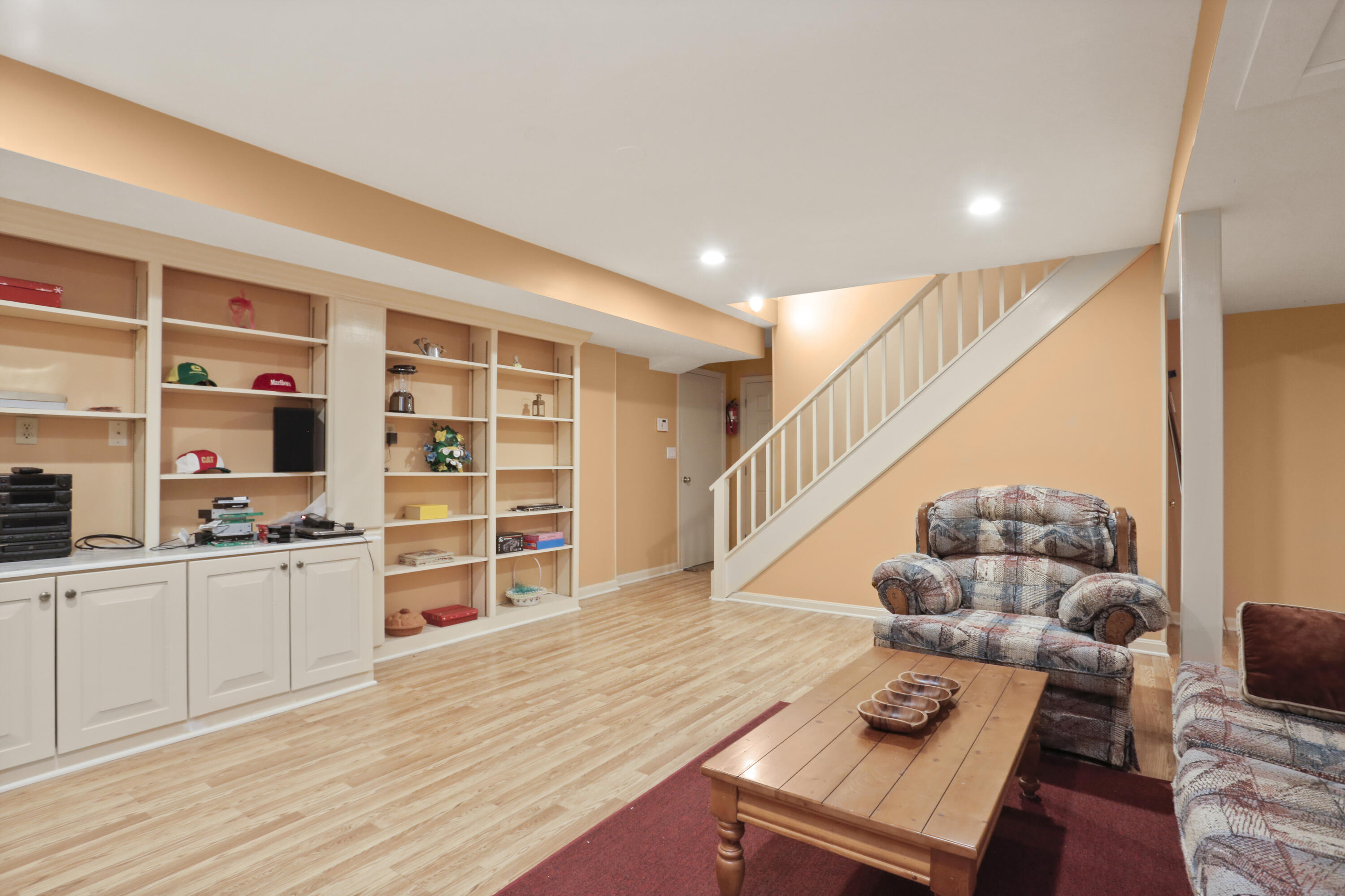 111 Little Brook Road New Canaan, CT 06840 - Photo 29 of 42 023