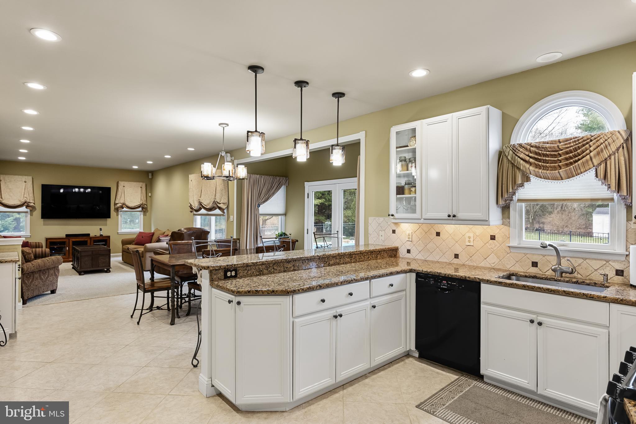 13 Stanwyck Road Mount Laurel, NJ 08054 - Photo 17 of 48