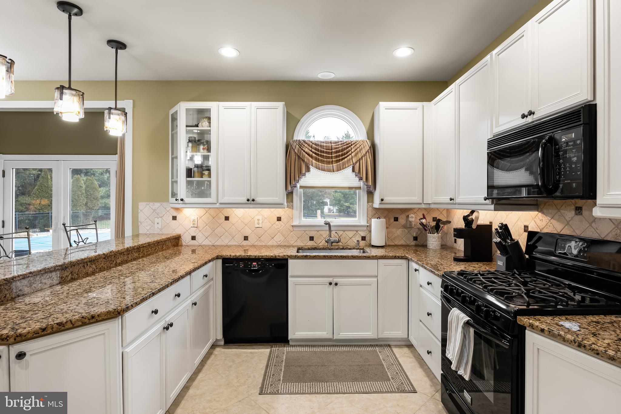 13 Stanwyck Road Mount Laurel, NJ 08054 - Photo 18 of 48