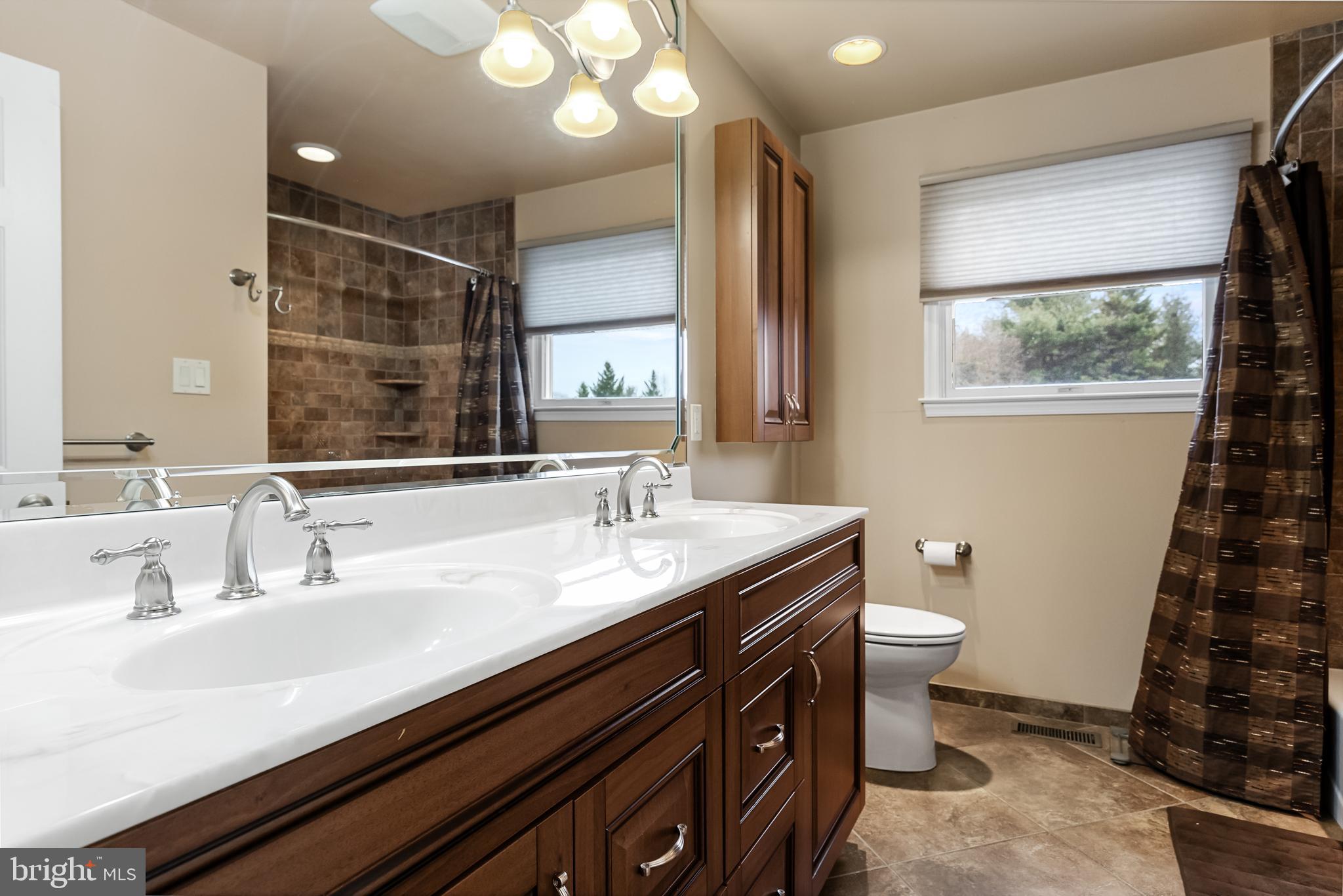 13 Stanwyck Road Mount Laurel, NJ 08054 - Photo 35 of 48