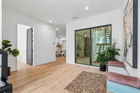 $2,150,000 | 94 West Davis Boulevard, Tampa, FL 33606