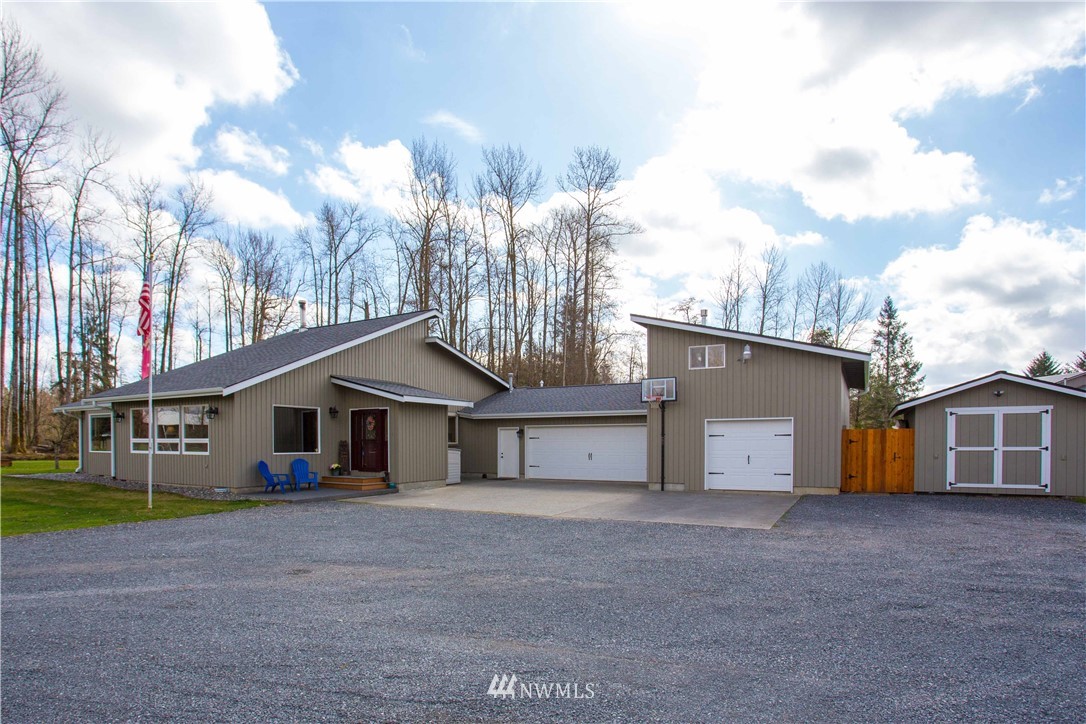 2075 Harksell Road Ferndale, WA 98248 - Photo 2 of 40 Gallery Image 2