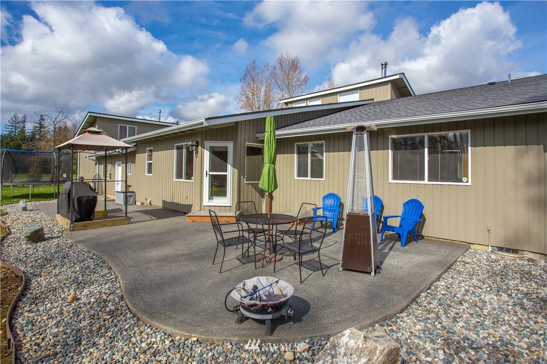 2075 Harksell Road Ferndale, WA 98248 - Photo 8 of 40 Gallery Image 8
