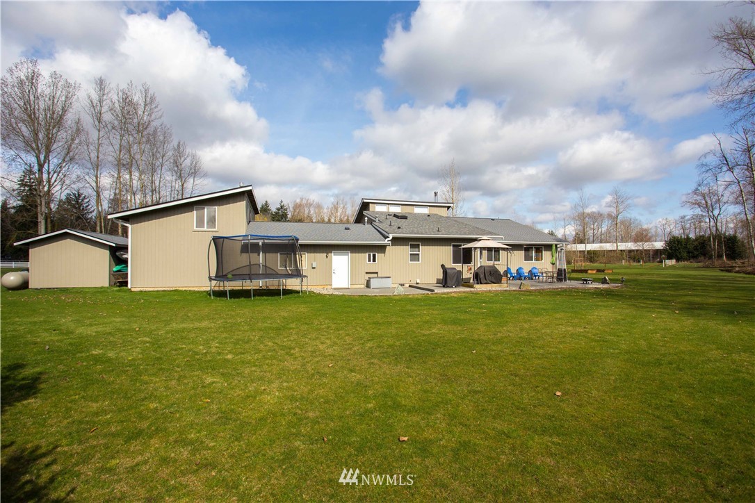 2075 Harksell Road Ferndale, WA 98248 - Photo 10 of 40 Gallery Image 10