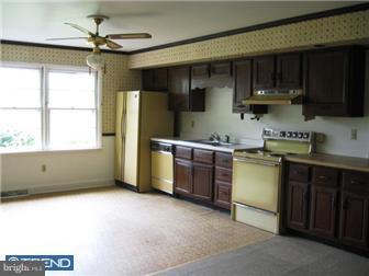2695 Shaws Corner Road Clayton, DE 19938 - Photo 3 of 6 Kitchen